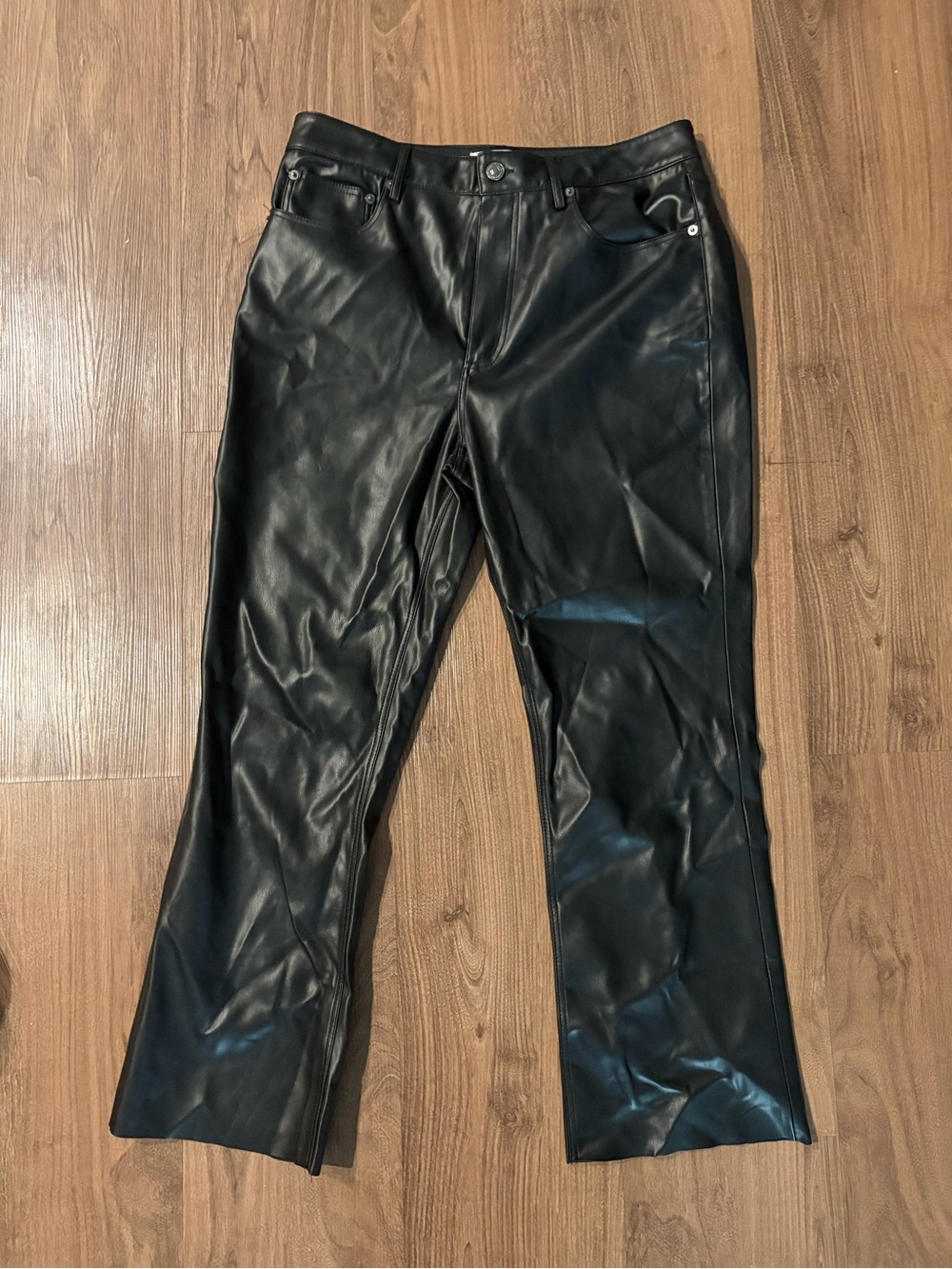 Zara Black Faux Leather cropped Pants